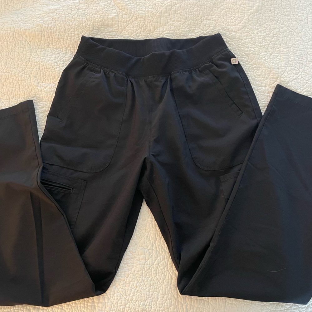 Cherokee Infinity Cargo Scrub Pants